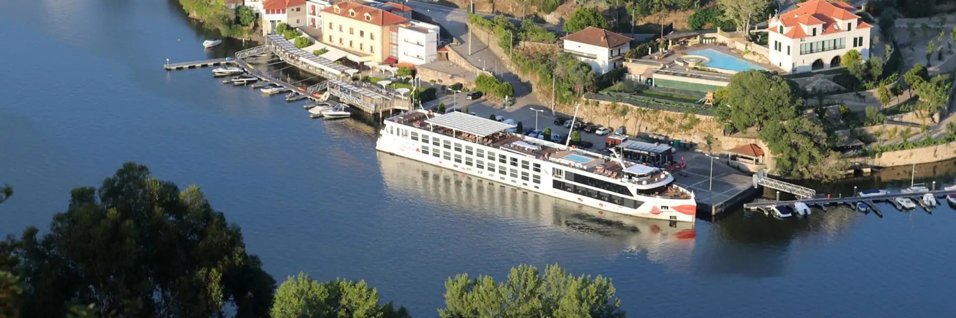 Arosa River Cruising